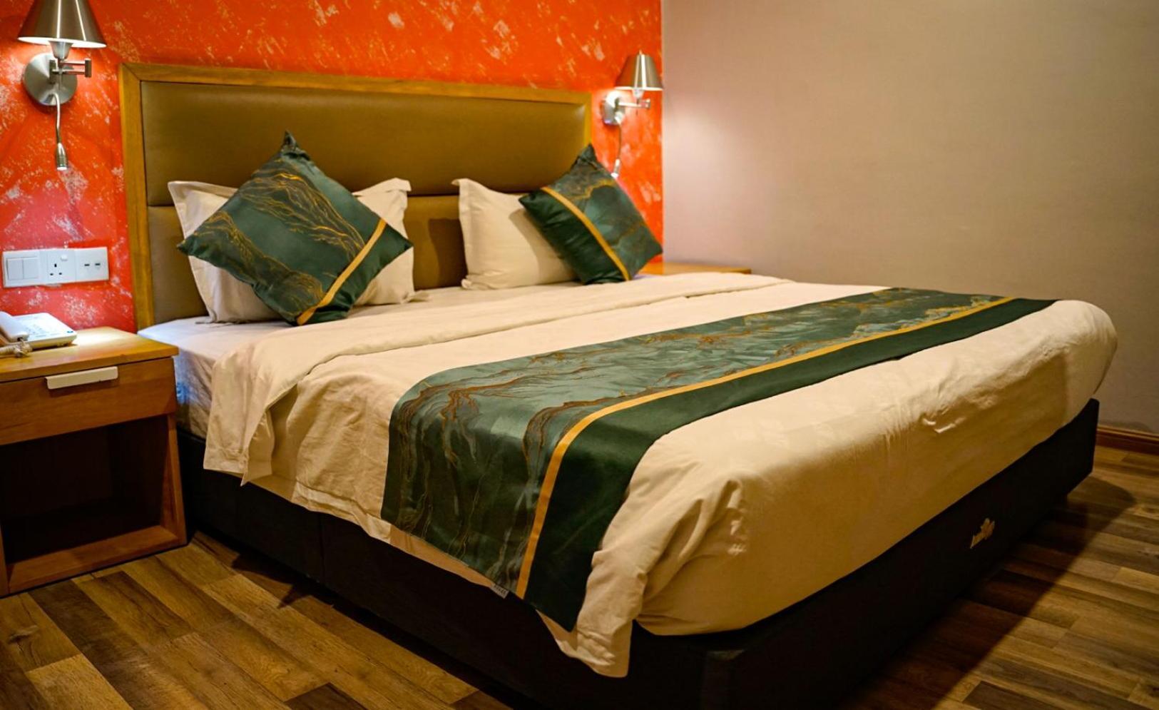 K Garden Hotel  Ipoh Luaran gambar