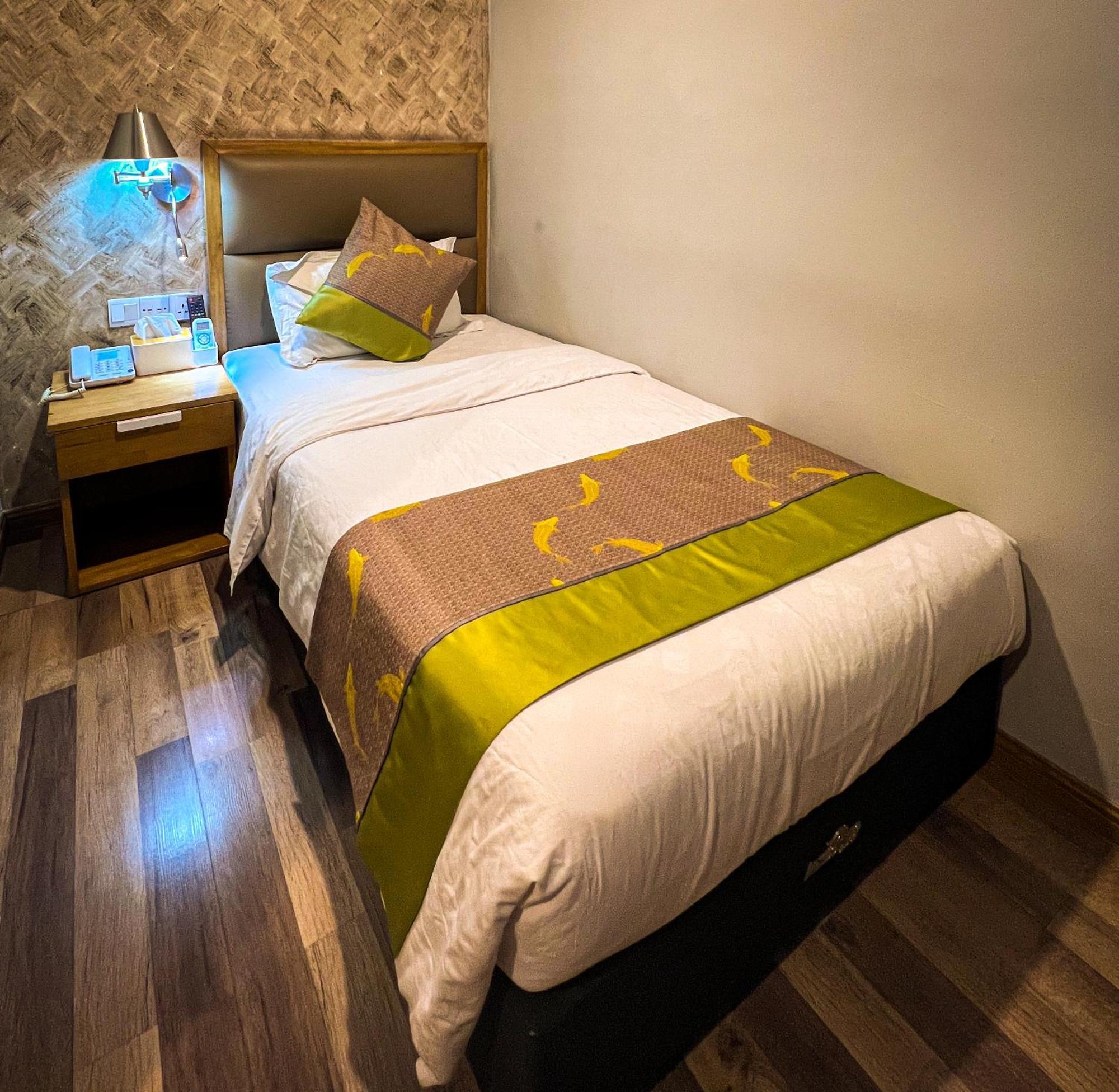 K Garden Hotel  Ipoh Luaran gambar
